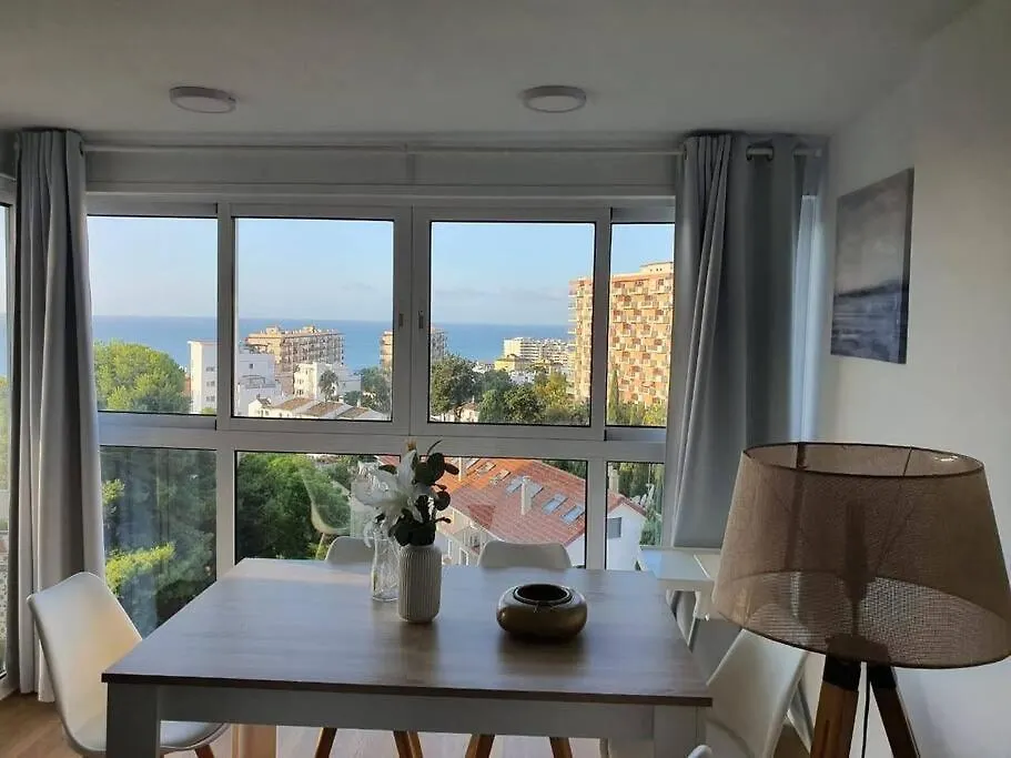 Beautiful Sea Views Cozy Apartment 350 M From Beach Benalmádena