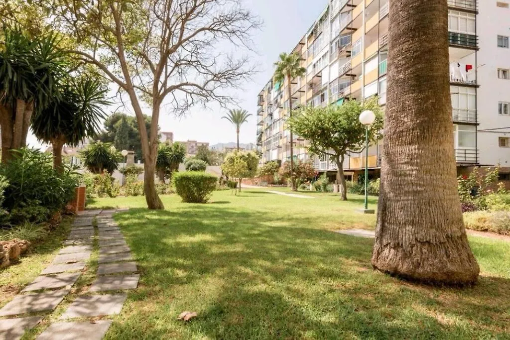 Beautiful Sea Views Cozy Apartment 350 M From Beach Benalmádena