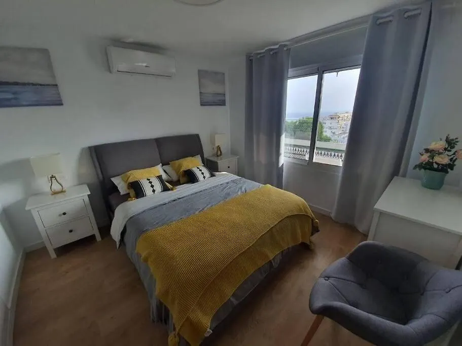Beautiful Sea Views Cozy Apartment 350 M From Beach Benalmádena