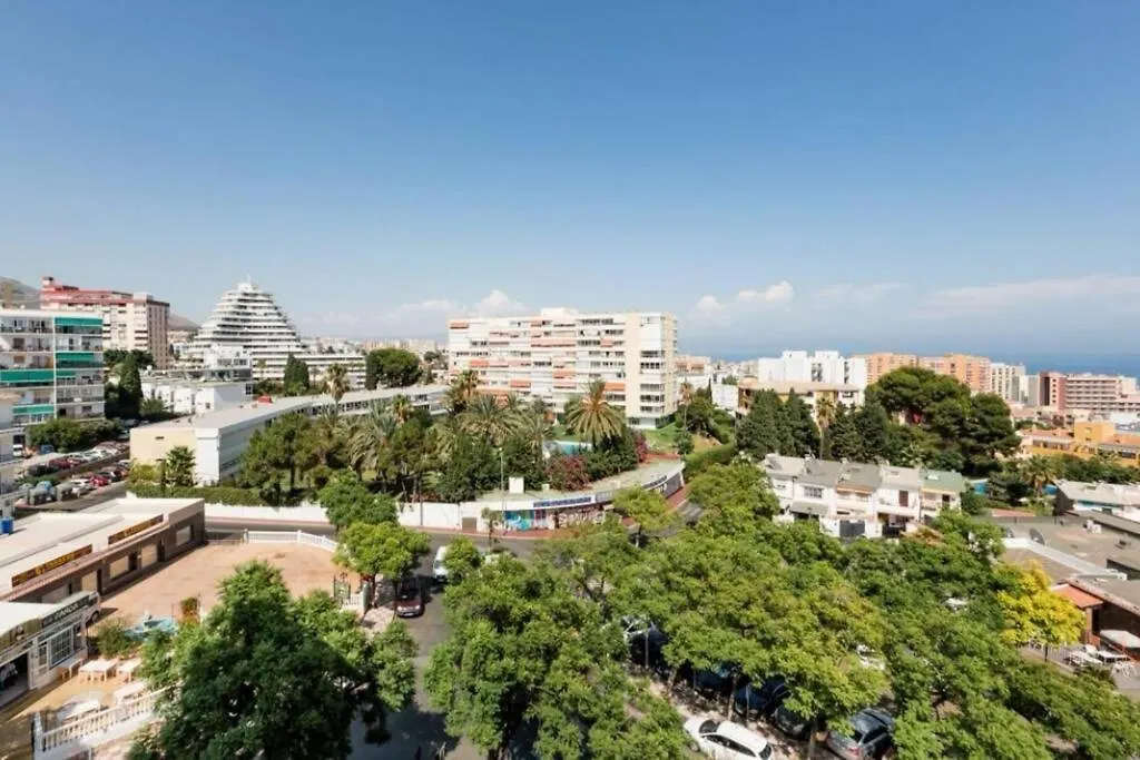 Beautiful Sea Views Cozy Apartment 350 M From Beach Benalmadena