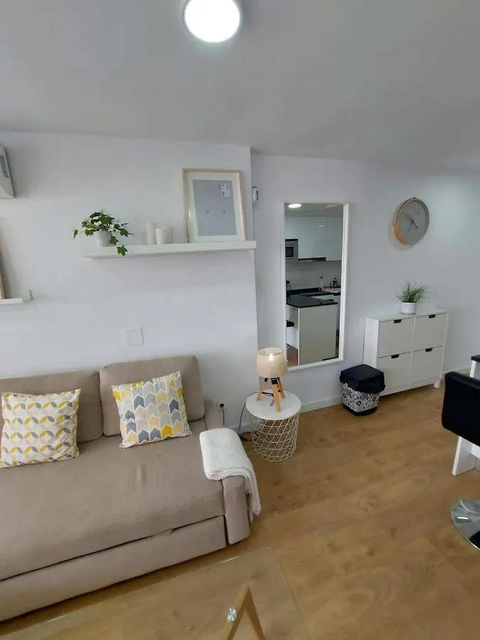 Beautiful Sea Views Cozy Apartment 350 M From Beach Benalmádena
