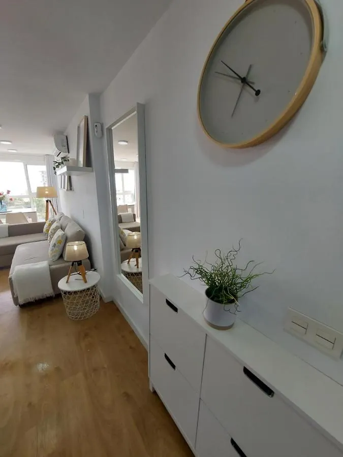 Beautiful Sea Views Cozy Apartment 350 M From Beach Benalmádena Hiszpania
