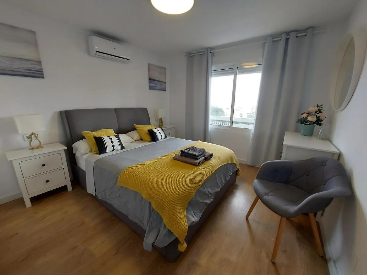 Beautiful Sea Views Cozy Apartment 350 M From Beach Benalmádena Hiszpania