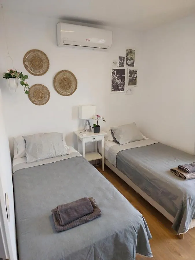 Beautiful Sea Views Cozy Apartment 350 M From Beach Benalmádena