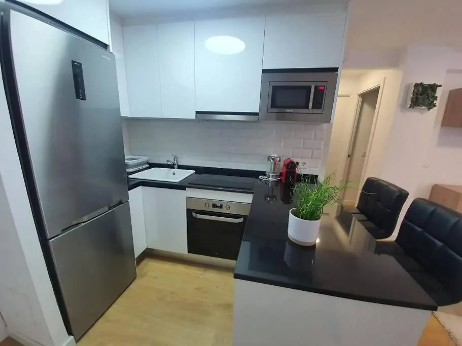 Beautiful Sea Views Cozy Apartment 350 M From Beach Benalmádena