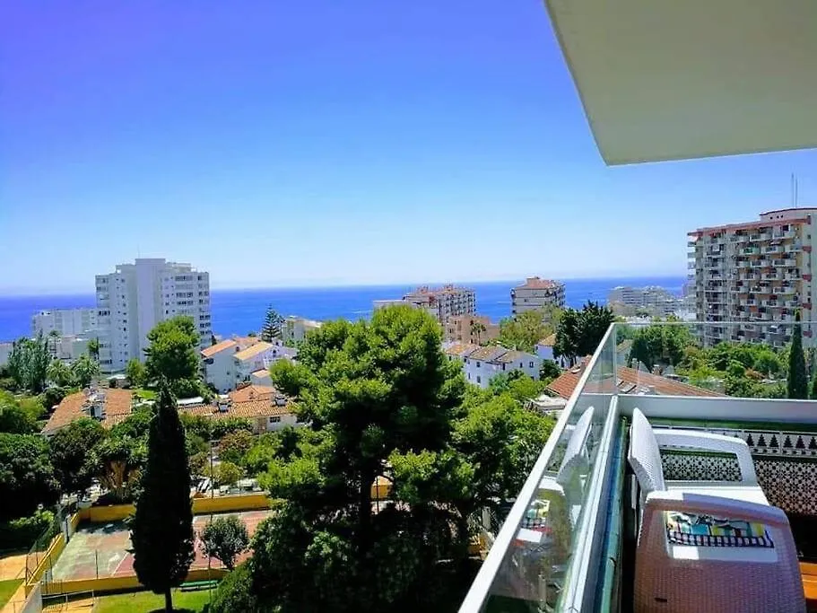 Beautiful Sea Views Cozy Apartment 350 M From Beach Benalmádena
