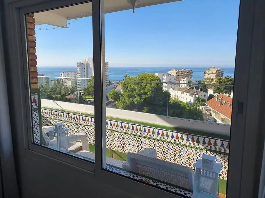 Beautiful Sea Views Cozy Apartment 350 M From Beach Benalmádena